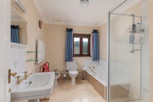 Photo 40- click for photo gallery